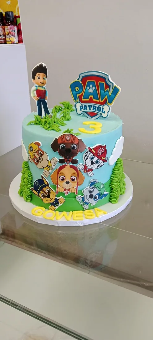 Cartoon character celebration cake