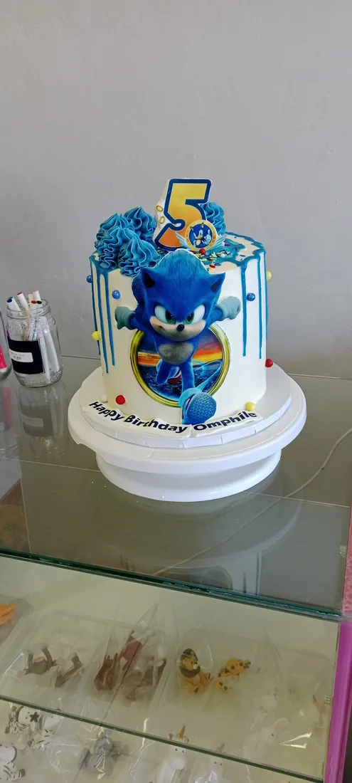 Gaming themed celebration cake