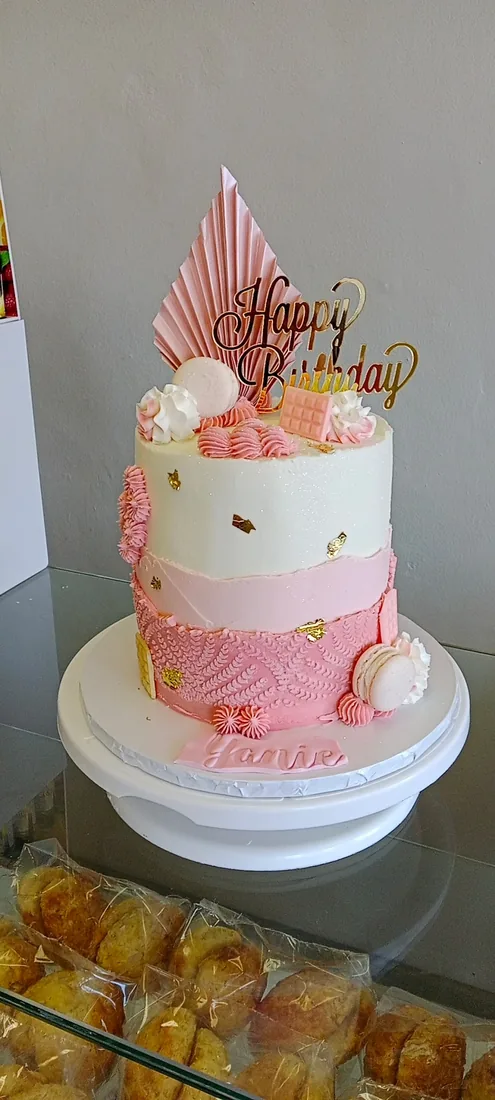 Celebration cake from the Ladies range